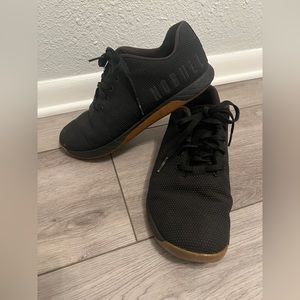 No Bull mens training workout gym shoe, black gum sole, super fabric SZ 10.5